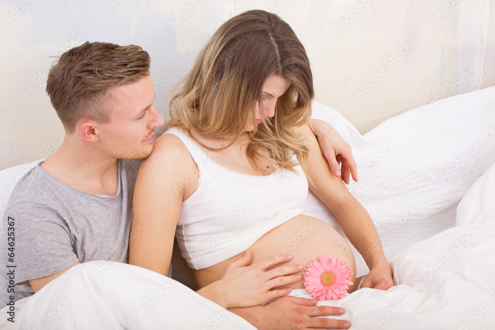 pregnant couple pregnant couple