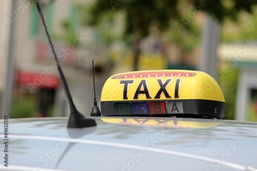 Enseigne lumineuse de taxi