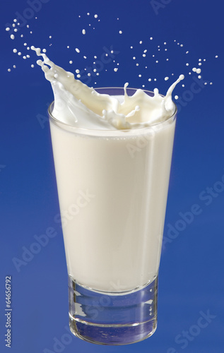 Plakat zdrowy mleko świeży