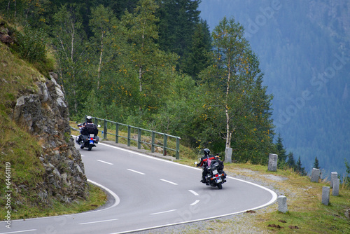 Motorradfahrer auf der Silvretta-Hochalpenstraße