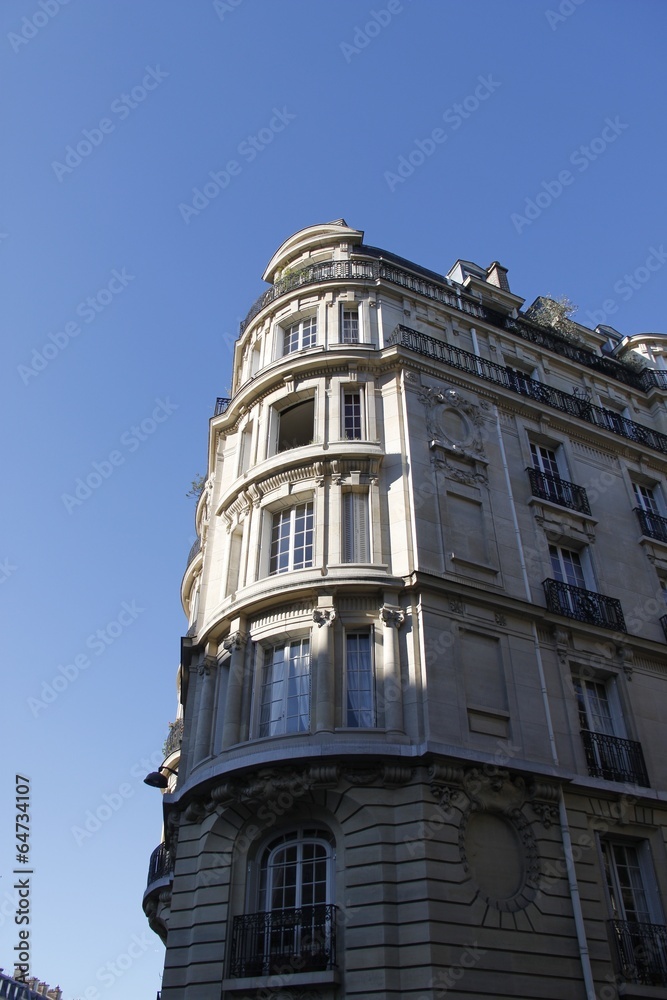 Immeuble ancien à Paris