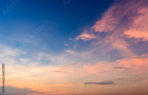 Sunset sky © Kittiphan