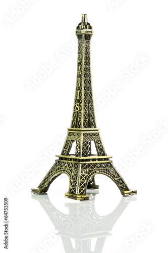 Fototapeta Naklejka Na Ścianę i Meble -  Small Eiffel tower isolated