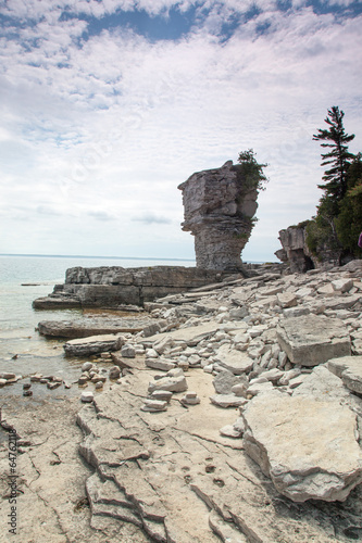 Rock formations at the coast, Flowerpot Island, Georgian Bay, To