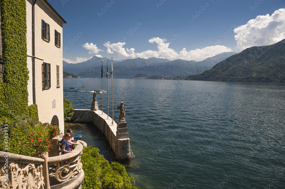 Fototapeta premium ville del lago di como