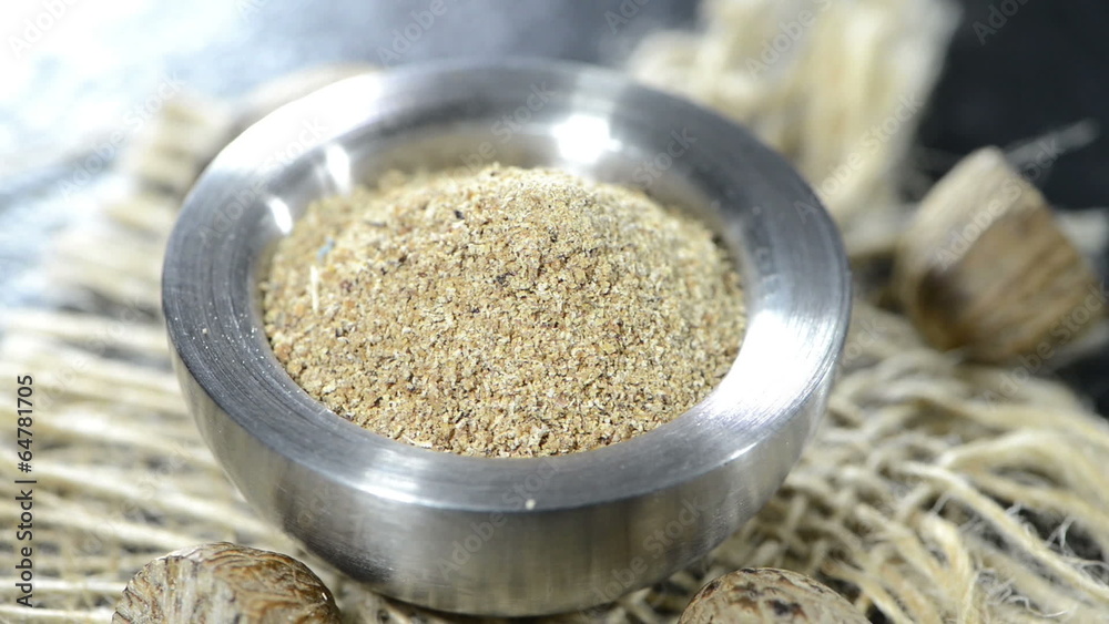 Fresh grated Nutmeg (not loopable) Fresh grated Nutmeg (not loopable)