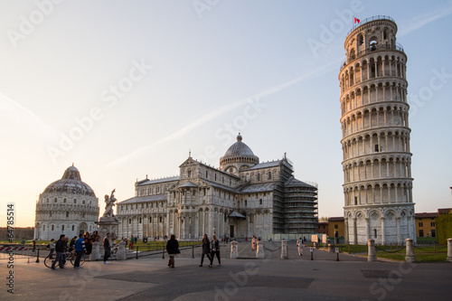 piazza dei miracoli photo