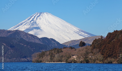 mountain fuji and lake ashi at hakone kanakawa photo
