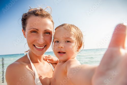 smiling summer family © detailblick-foto