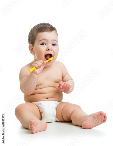 baby cleaning teeth and smi...