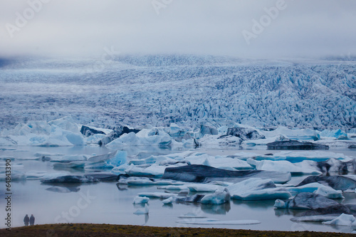 Beatiful vibrant picture of icelandic glacier and glacier lagoon