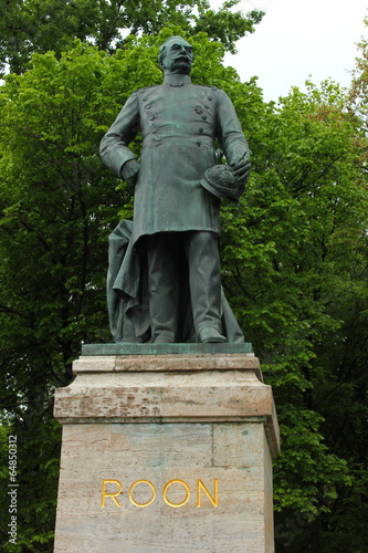 Denkmal des deutschen Politikers Albrecht von Roon in Berlin