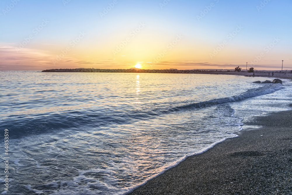 couché de soleil sur une plage