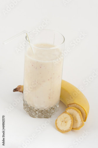 Banana juice with bananas