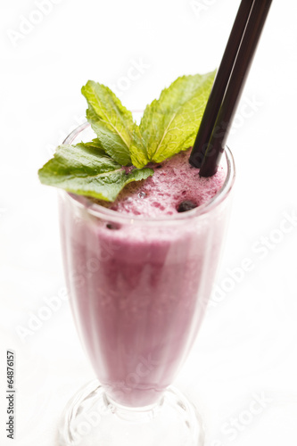 berry smoothie photo