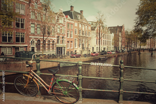 Old Amsterdam Bicycle © charlottecabani
