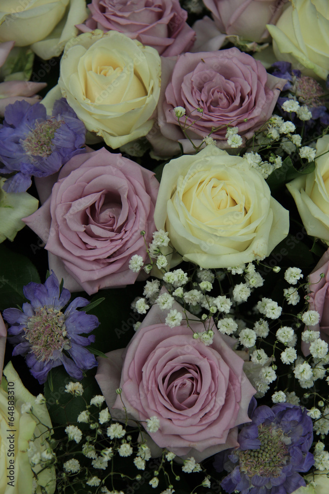 Purple and white wedding roses Purple and white wedding roses
