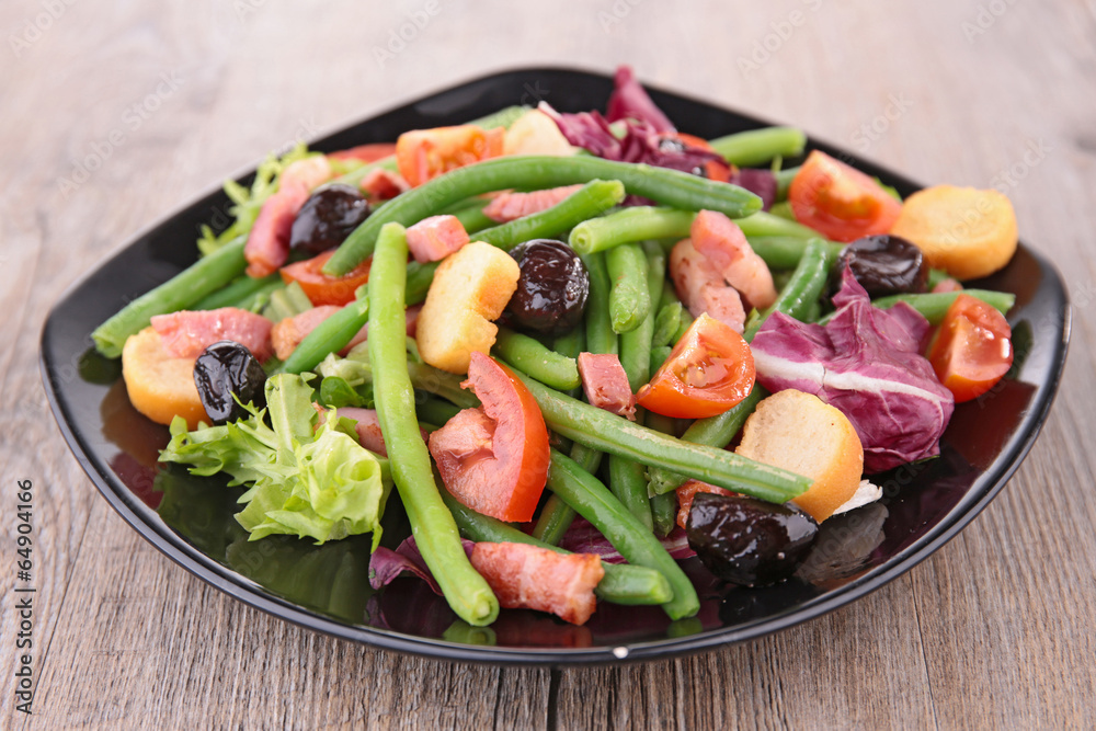 green bean salad with bacon and tomato green bean salad with bacon and tomato