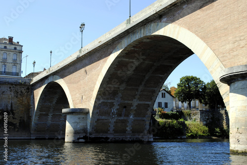 Bergerac old Bridge © Peter