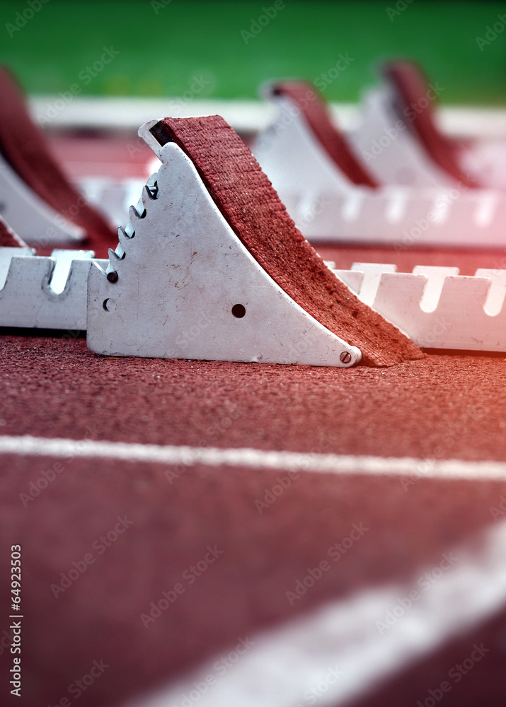 Startblock Leichtathletik Nahaufnahme Detail – Starting Blocks Stock Photo  | Adobe Stock