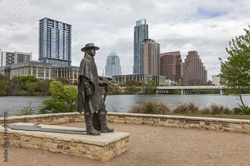 Obraz na płótnie Status of Stevie Ray Vaughan and Downtown Austin, Texas w salonie