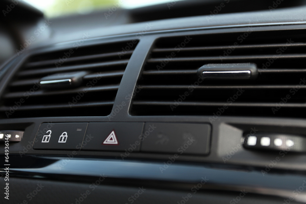 Details of Car emergency button and air conditioning Details of Car emergency button and air conditioning