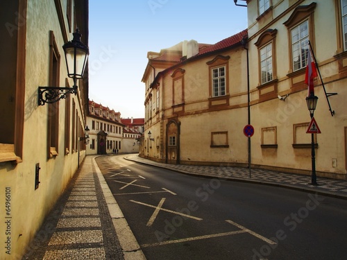 Fototapeta Naklejka Na Ścianę i Meble -  Prague small street
