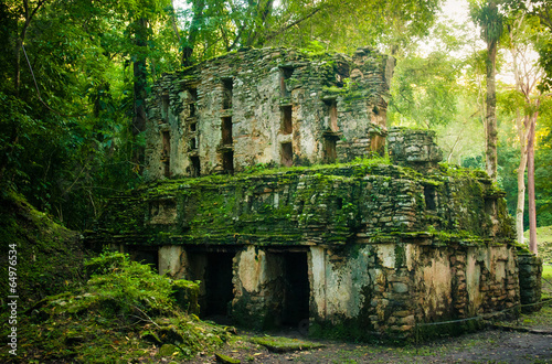 Mayan ruins