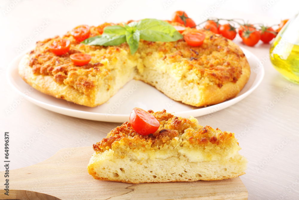 Pizza with breadcrumbs, onion and tomatoes Pizza with breadcrumbs, onion and tomatoes