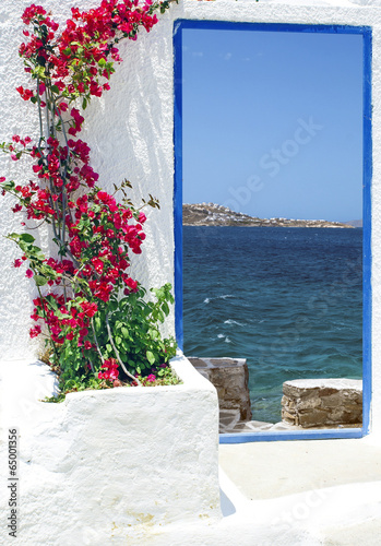 Traditional architecture on Mykonos island, Greece © Y. Papadimitriou