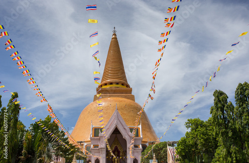 gold buddha temple in Thailand photo