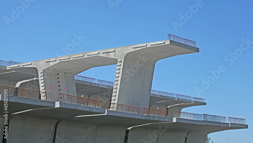 élément de pont préfabriqué en béton