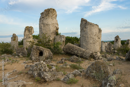 Pobiti kamani © diyanadimitrova