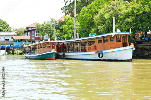 Boats on Chao Phraya river ...