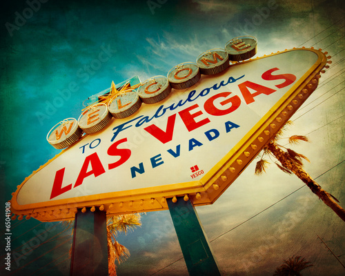 Canvas Print Famous Welcome to Las Vegas sign with vintage texture