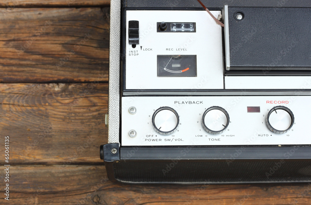 Fototapeta premium lose up of old reel to reel recording machine
