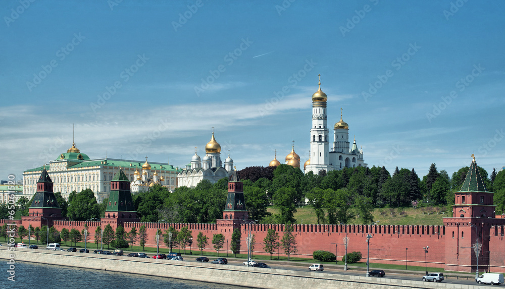 Moscow, Russia. The Grand Kremlin Palace and Kremlin wall