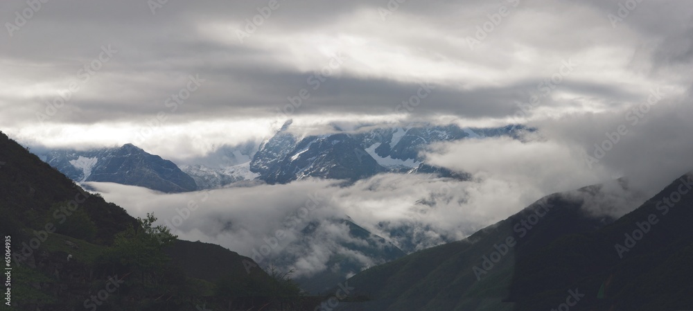 The image of travel destinations The image of travel destinations