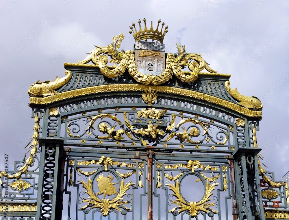 Porte d'entrée d'un jardin à Bordeaux Porte d'entrée d'un jardin à Bordeaux