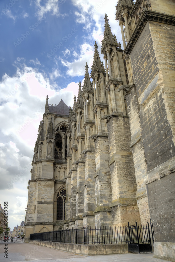 Fototapeta premium Notre-Dame de Reims Cathedral. Reims, France