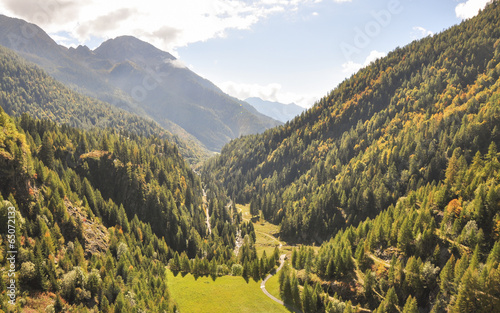 Maggia, Maggiatal, Staumauer, Fusio, Herbst, Tessin, Schweiz photo