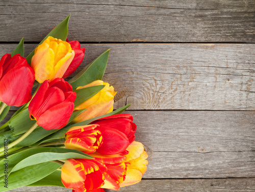 Fototapeta Naklejka Na Ścianę i Meble -  Fresh colorful tulips bouquet