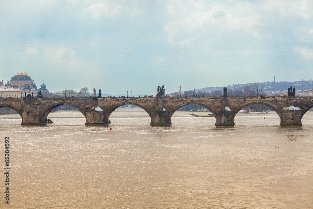 Fototapeta premium Charles Bridge in Prague, Panoramic View