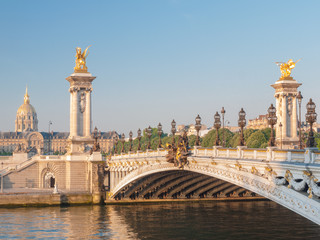 Leinwandbilder Pont Alexandre III Pont Alexandre III filigrane Brückenkunst  © rdnzl