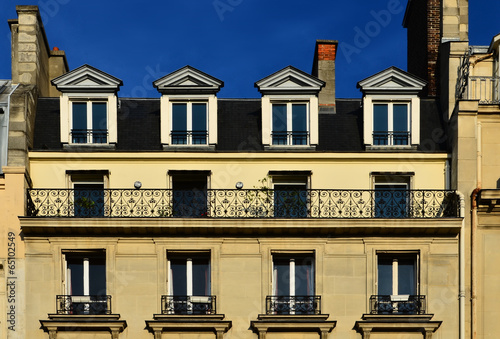 Tableau sur toile immobilier parisien