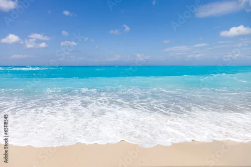 Obraz widok z dzikiej plaży na piękne morze