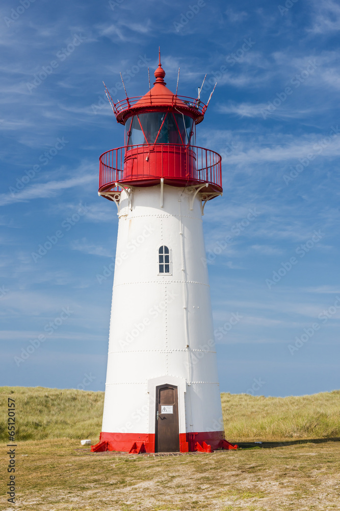 Lightouse on dune vertical.