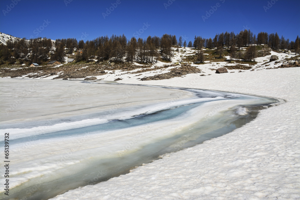 Obraz premium lac d'allos gelé