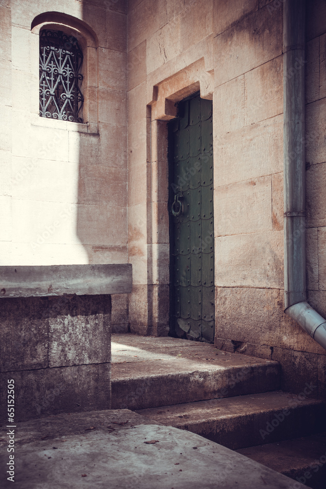 Fototapeta premium Vintage door entrance