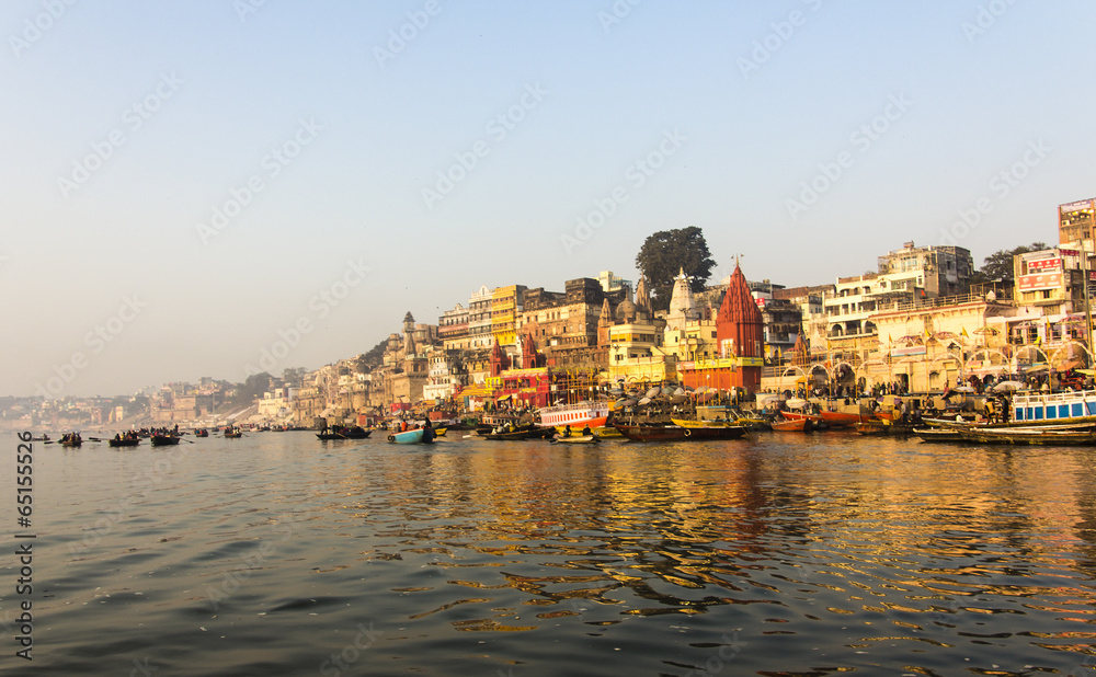 the city and the ghats of Varanasi